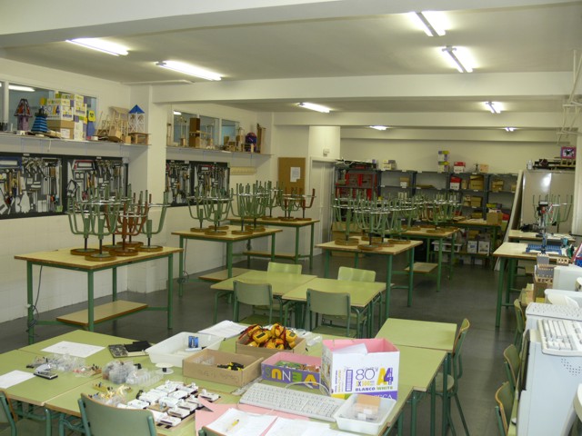 IES La Serna — Del propietario