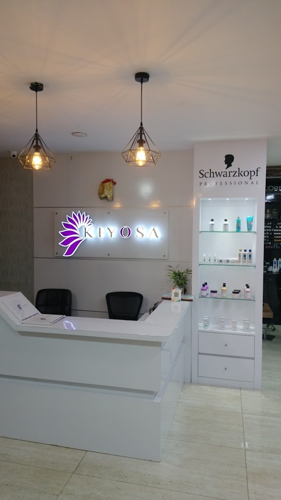 Kiyosa Family Salon Spa Makeup Artist On Premium Hair And Beauty Services In Bhubaneswar