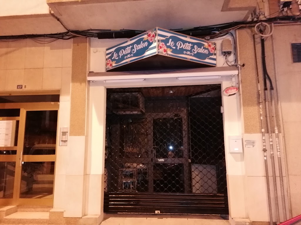 CENTRO DE ESTETICA AVANZADA ESTHER CUARTERO — Exterior