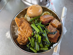 642b7feedbf53b7e7e2e28e0 的照片