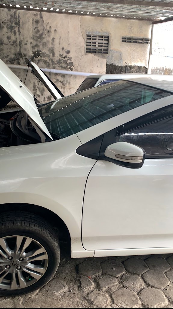Bengkel Mobil Agus