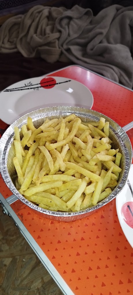 Asador Pollos — Papas fritas