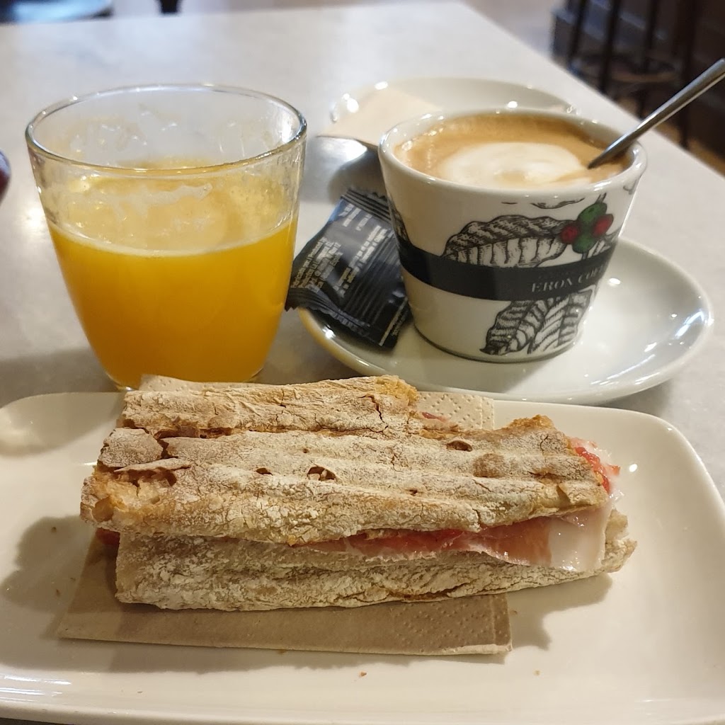 Cafeteria cafeto — Cafe