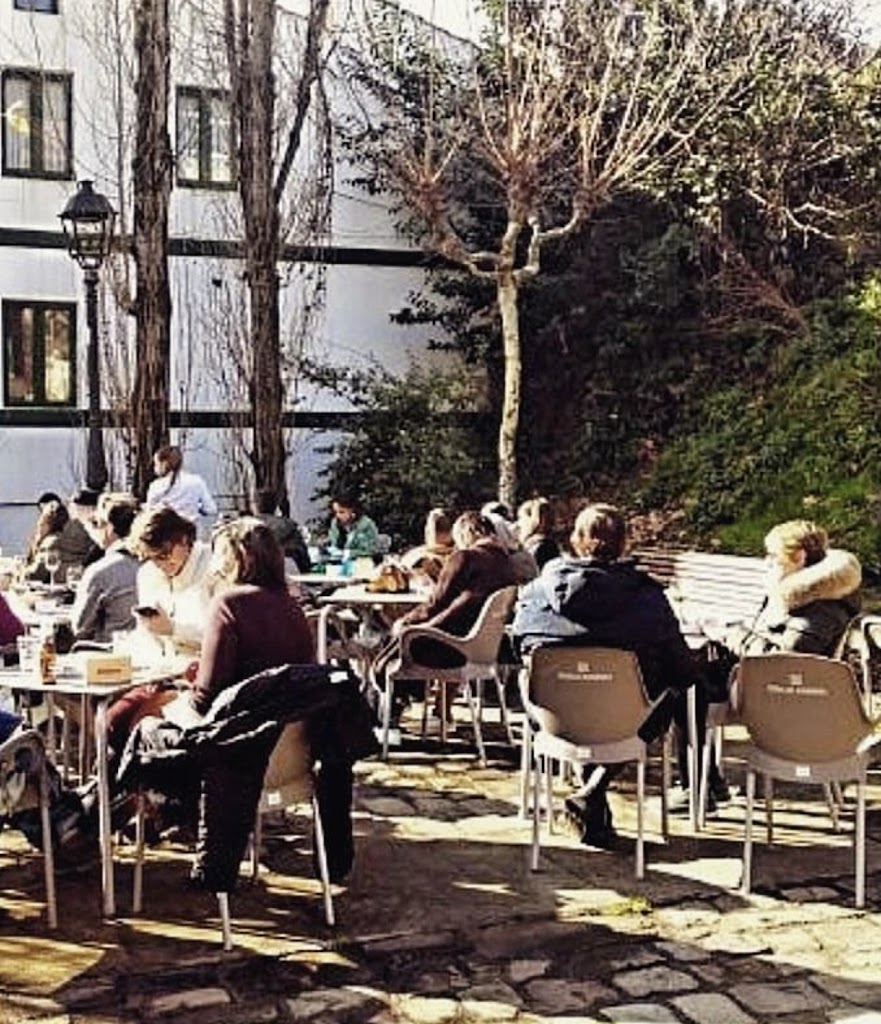 ARRAUN JATETXEA — Ambiente