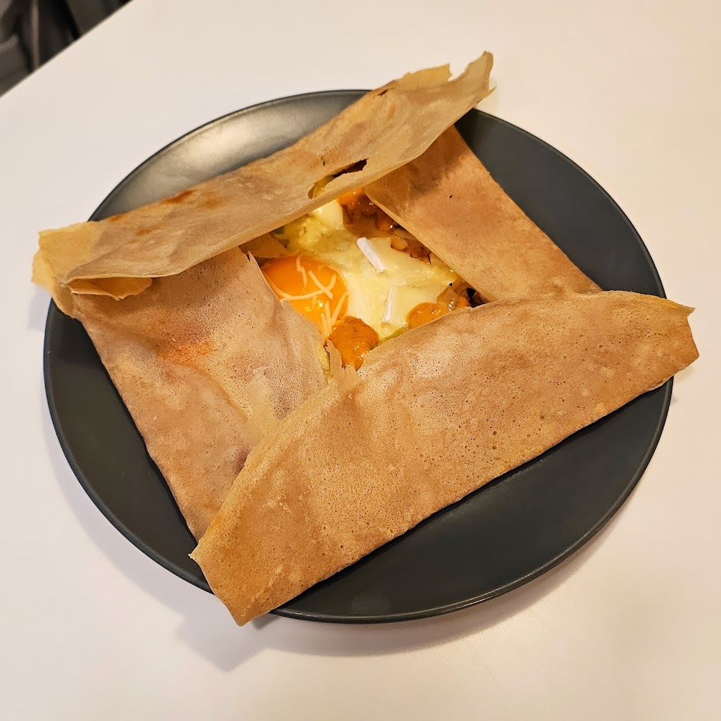 Creperia Essencia — Comida y bebida