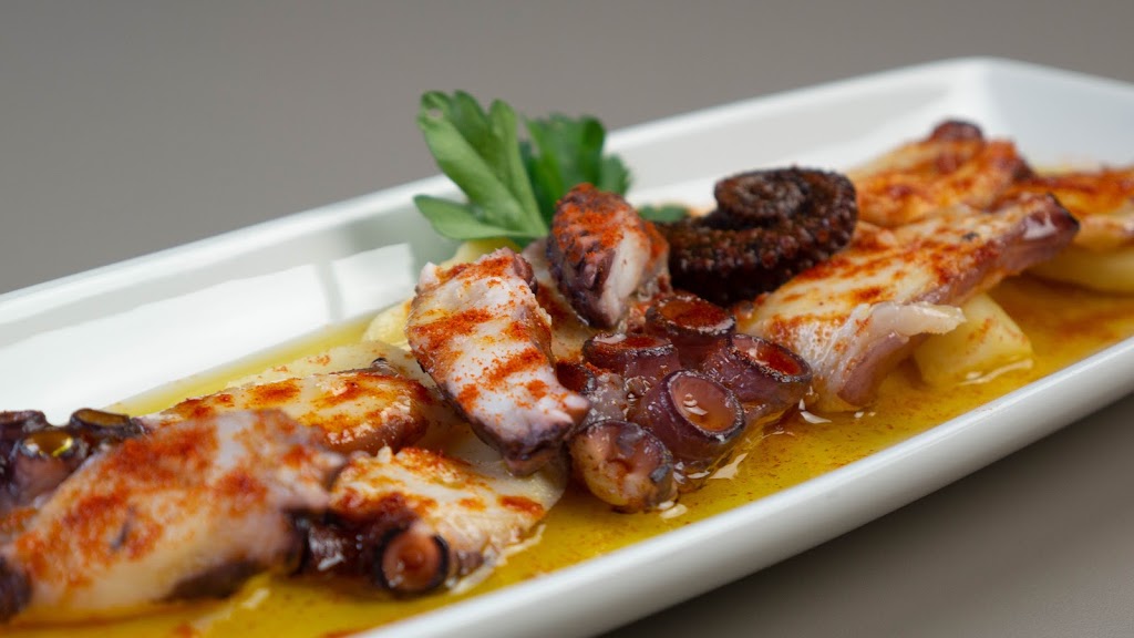 Gastrobar Serendipia — Comida y bebida