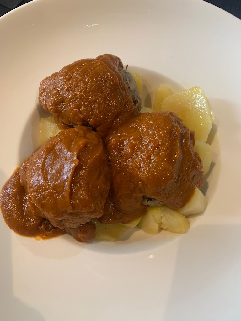 LA SEDE Restaurante — Comida y bebida