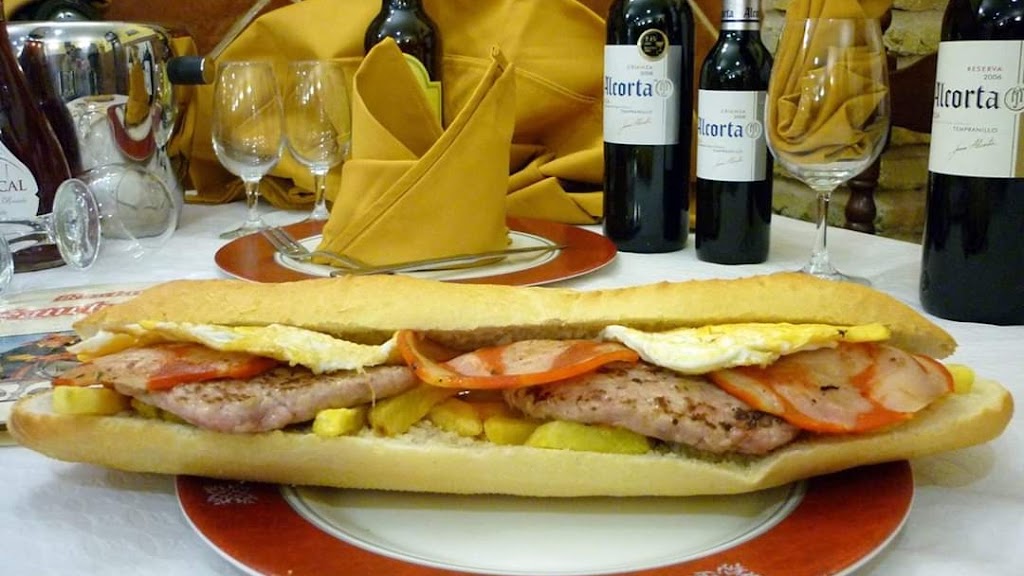 Restaurante Sancho Panza — Comida y bebida