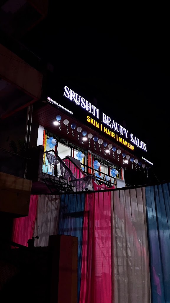 Srushti Beauty Parlour And Makeup Studio