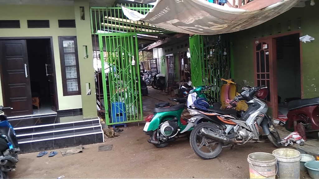 Bengkel Vespa Jhon Ori