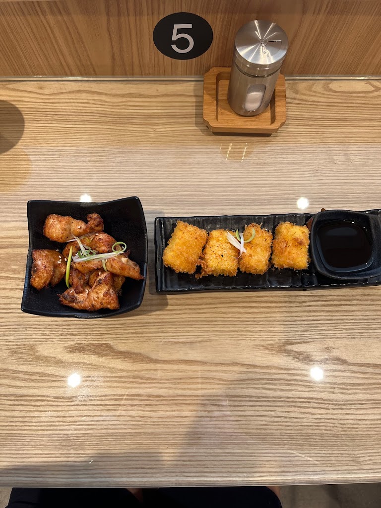 信川屋博多豚骨拉麵店 的照片