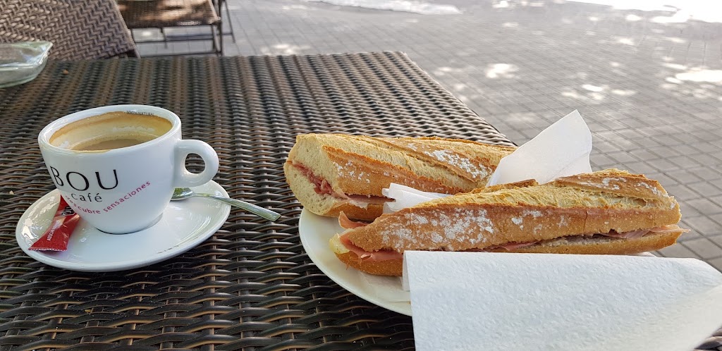Cafeteria L'Empordanet — Comida y bebida