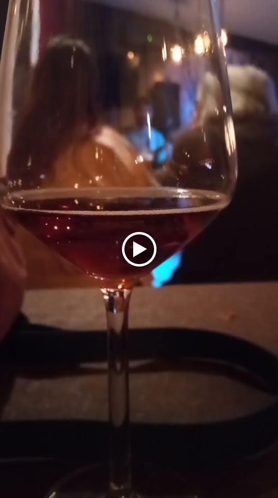 Mendaro Cafe y Copas — Videos