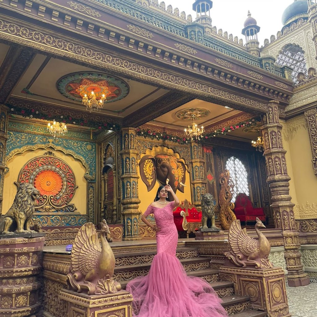 Reena Makeover Beauty Parlour