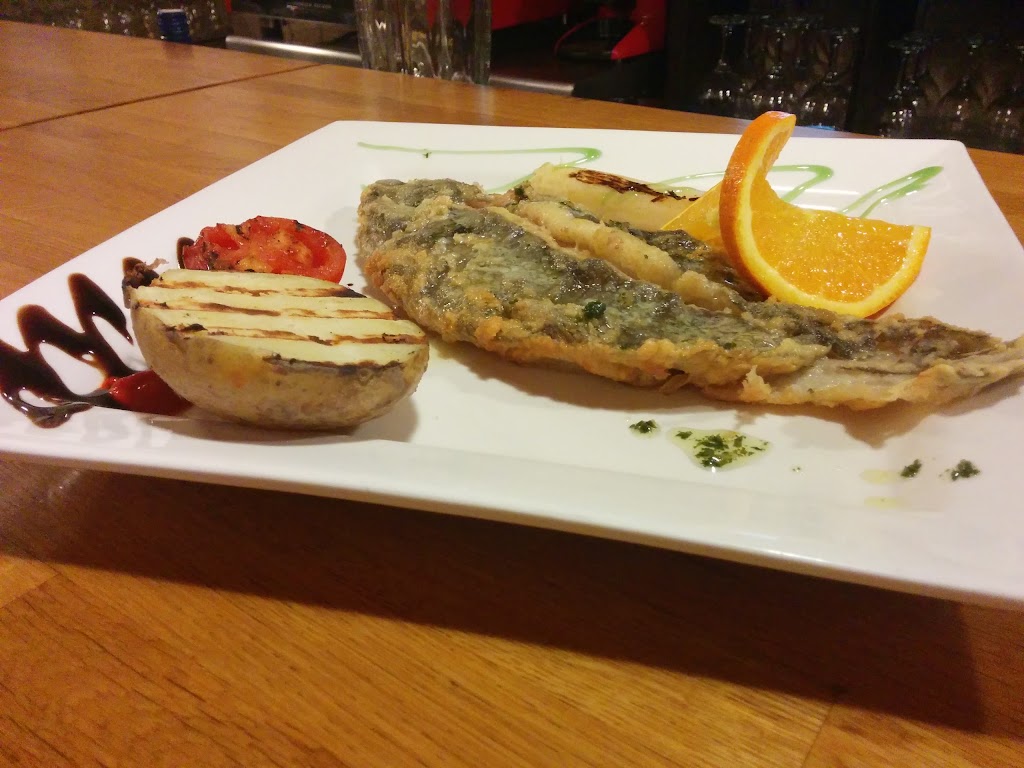 Restaurante Dallitaliano — Comida y bebida