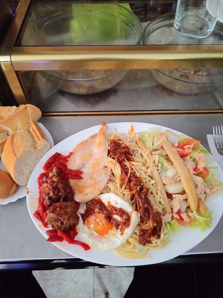 Bar de la Via — Comida y bebida