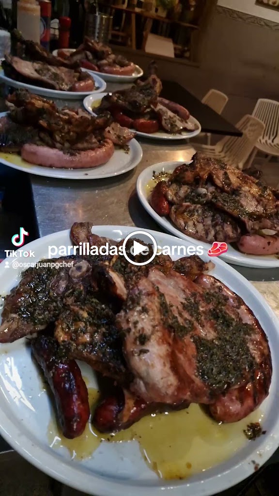 Mr. Carlos -Braseria-Tapas & Burger — Videos