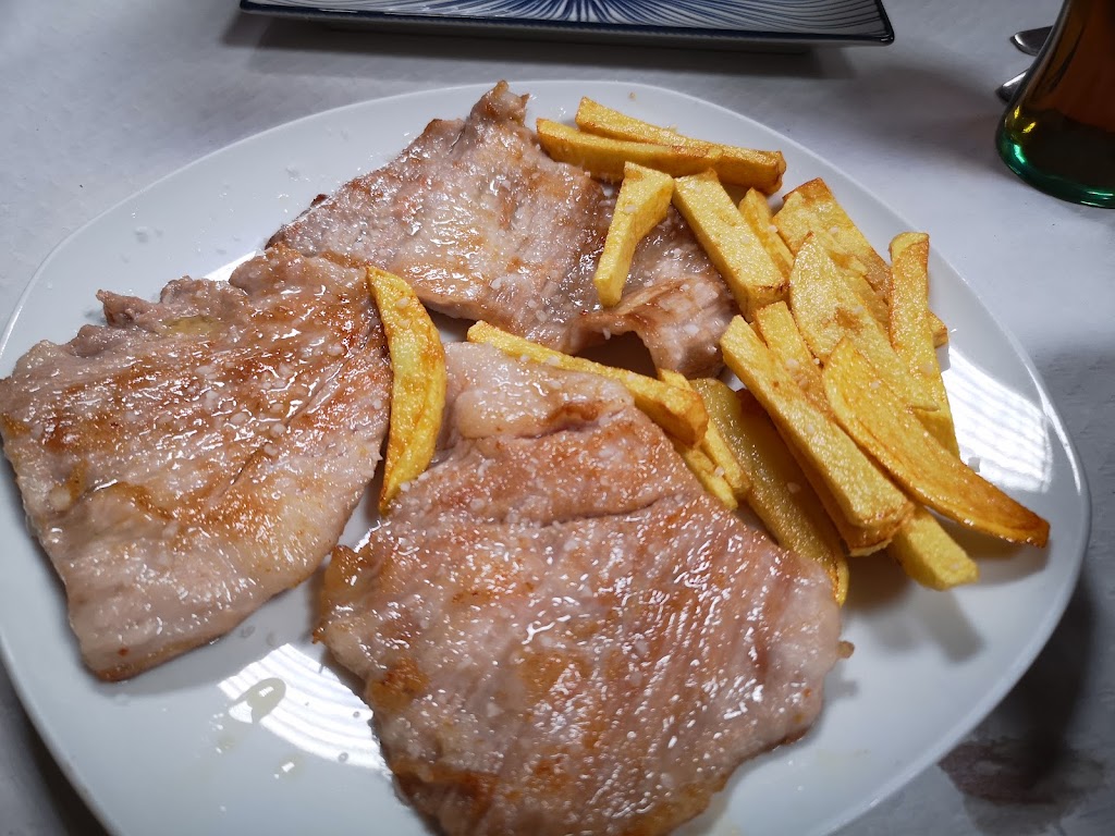 Meson El Lebrel, Cocina Tradicional Extremena — Churrasco