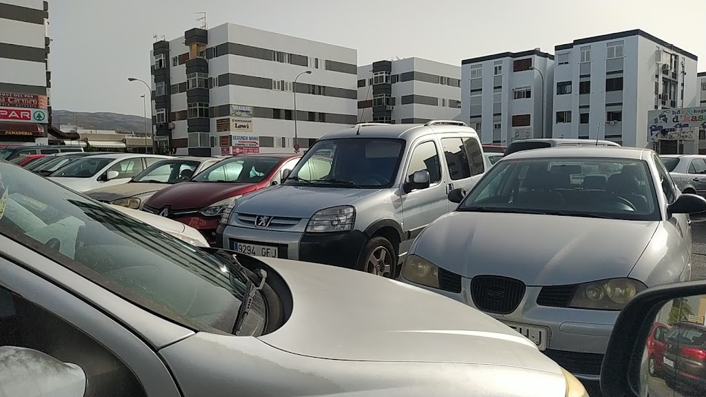 Free parking Plaza del Hiero — Estacionamiento