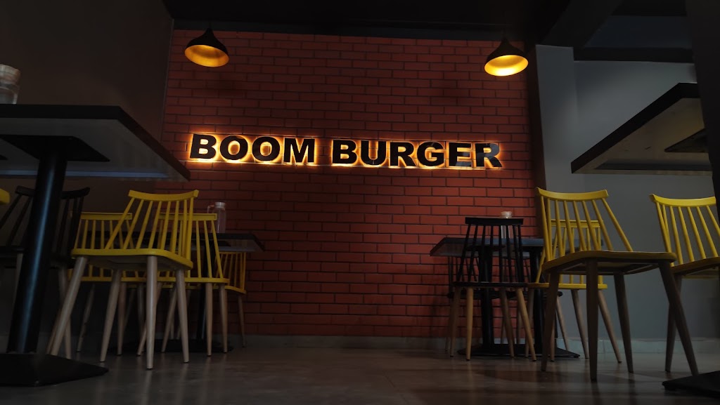 Boom Burger
