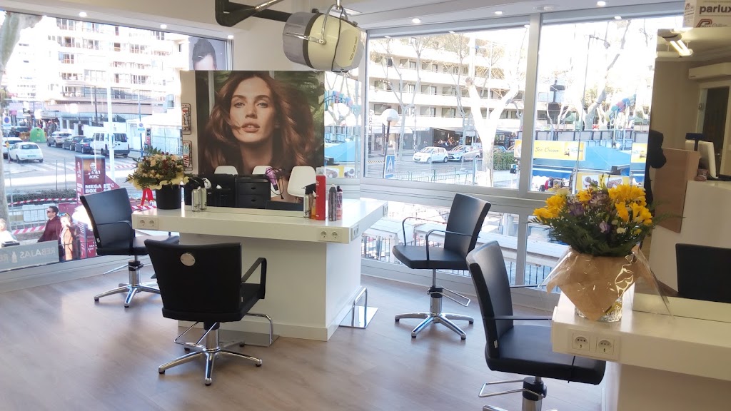 Peluqueria y estetica Femina — Interior