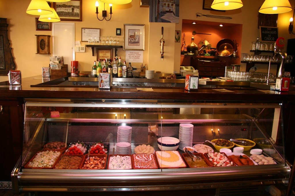 La Albahaca Bar — Ambiente
