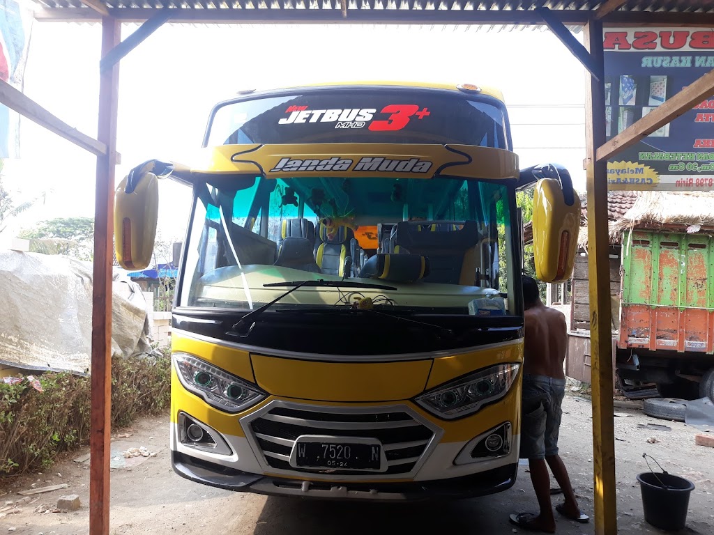 Bengkel gesang motor Mak PENG