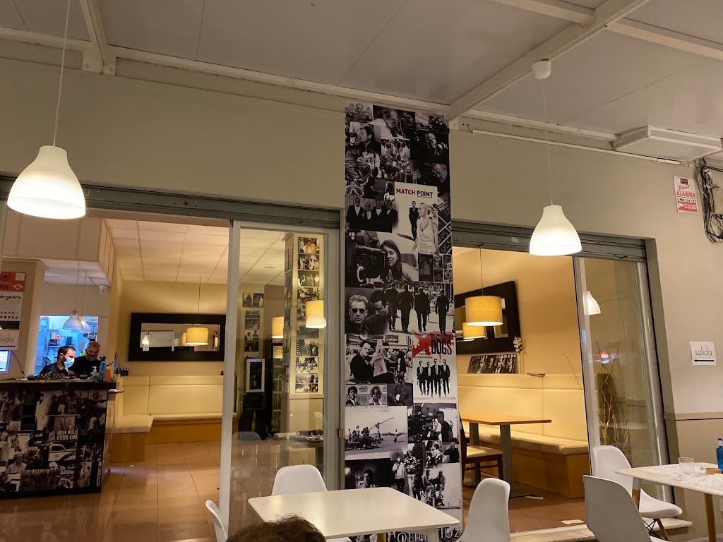 A Contraluz Restaurante — Ambiente