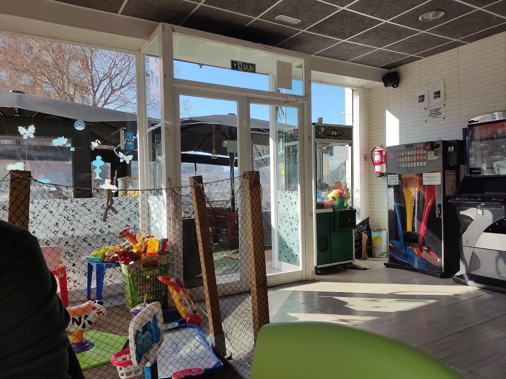 Deja vu. Bar. Entrepans i tapes. Blanes