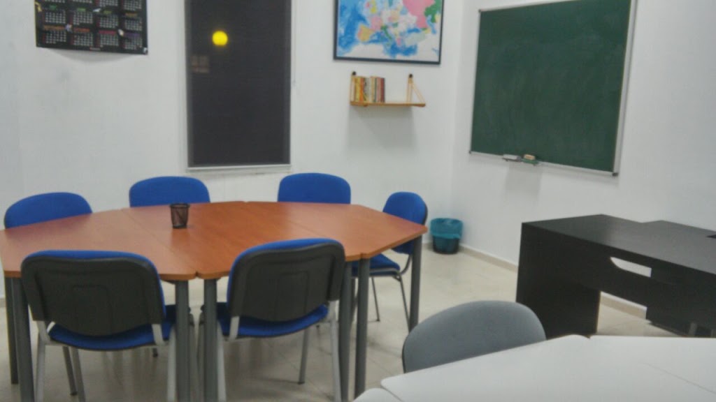 Aulas Academy — Del propietario