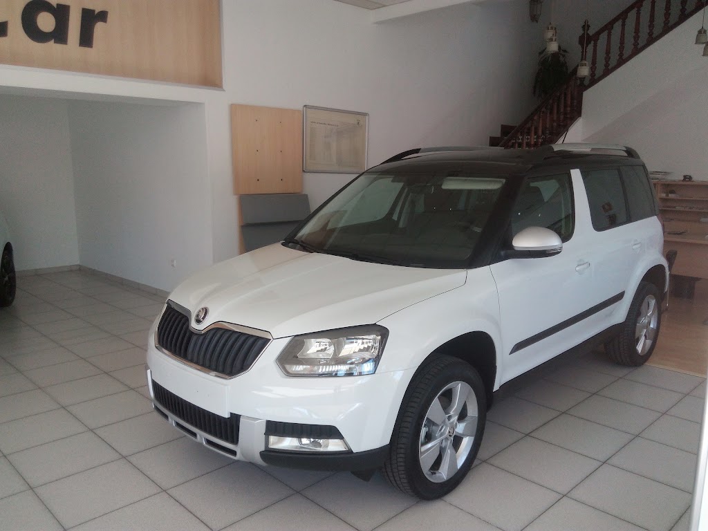 Taller Ford Auto Dolmenes - Antequera — Interior