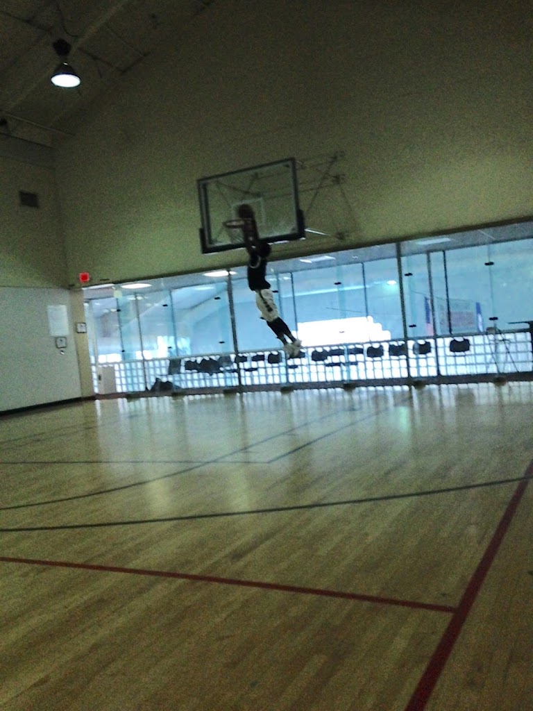  Angie Lee Personal Fitness Trainer