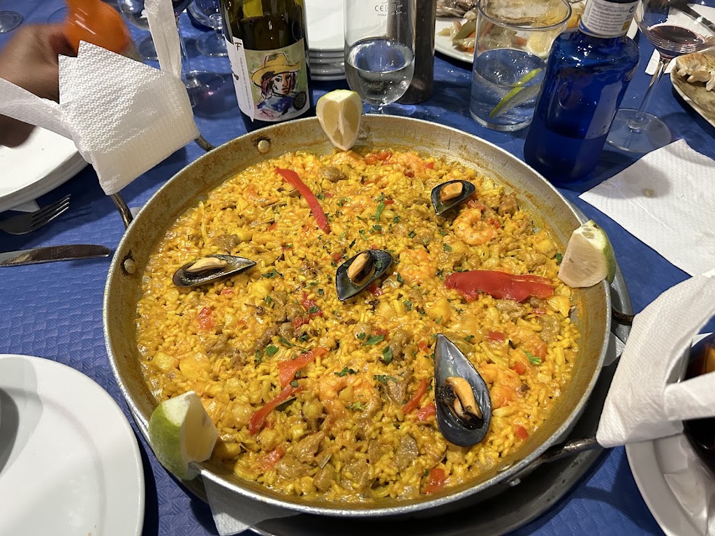 Restaurante El Gavilan del Mar Estepona — Comida y bebida