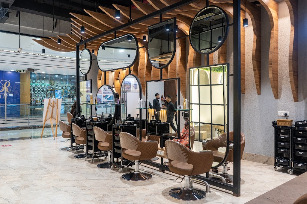 Envi Salon Spa R City Ghatkopar