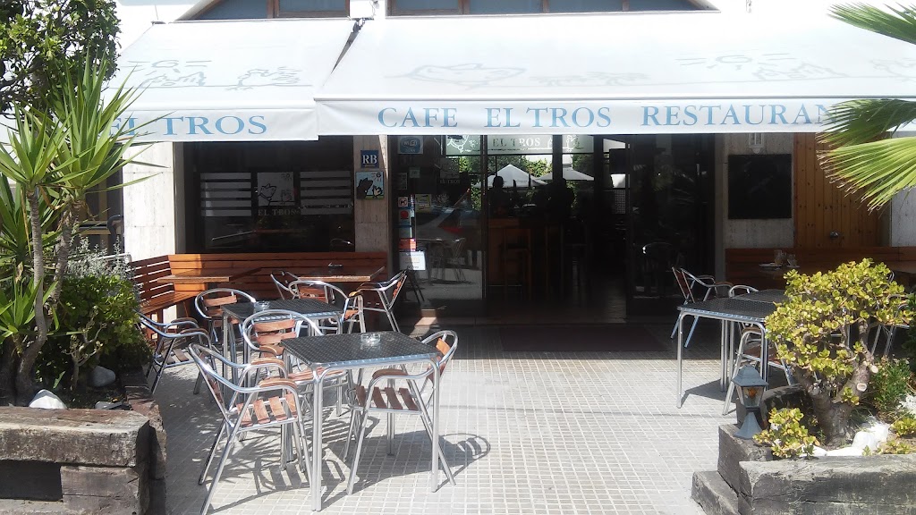 Bar Restaurant El Tros — Ambiente