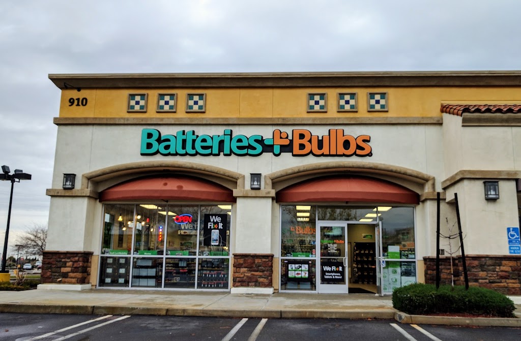 Car battery store in Roseville
