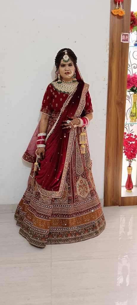 Radhika Beauty Parlour