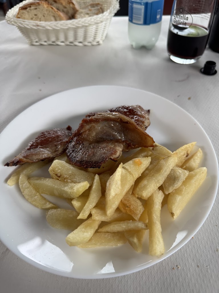 El Meson de Martin — Comida y bebida