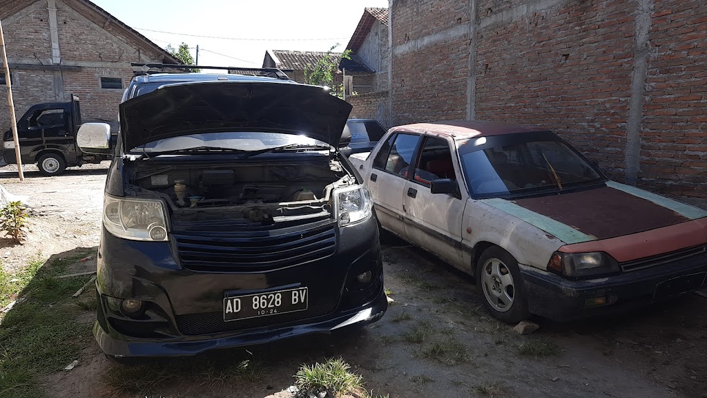 Bengkel Mobil Khrisna (Bang Ucup)