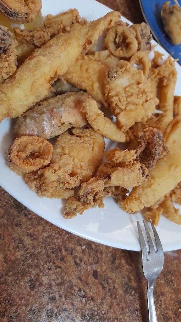 Bar Cafeteria J.C. — Comida y bebida