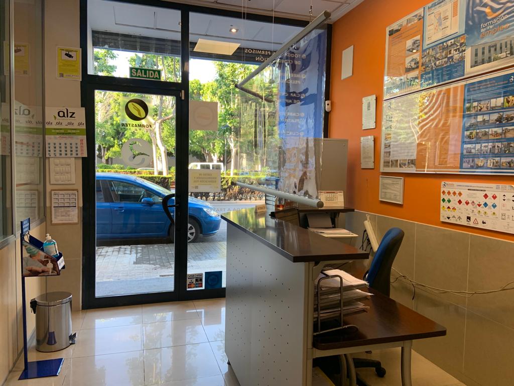 Centro de Formacion Botella. Autoescuelas Botella