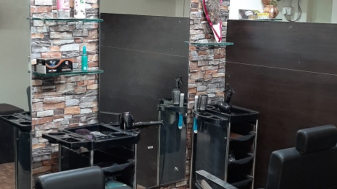 Latest Hair Beauty Salon Dahod