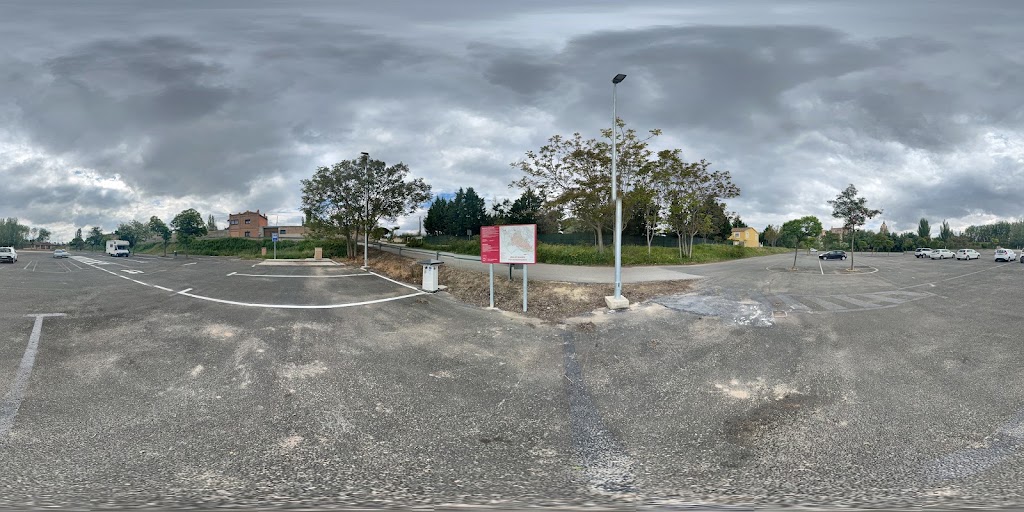 Aparcamiento y Area de autocaravas. — Street View y 360deg