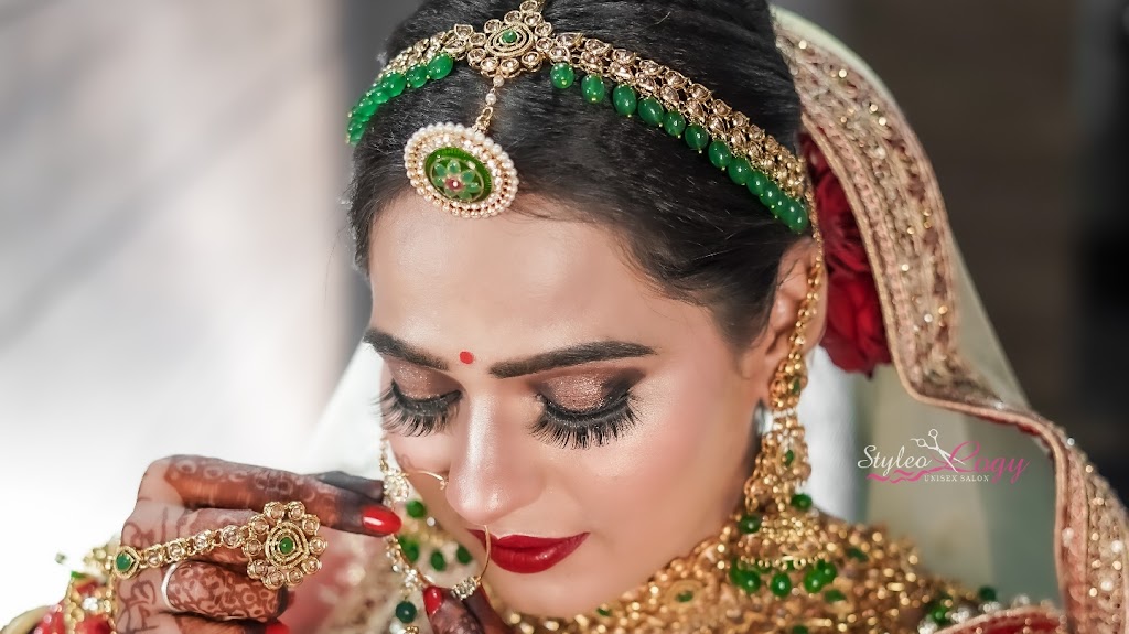 Styleology Unisex Salon