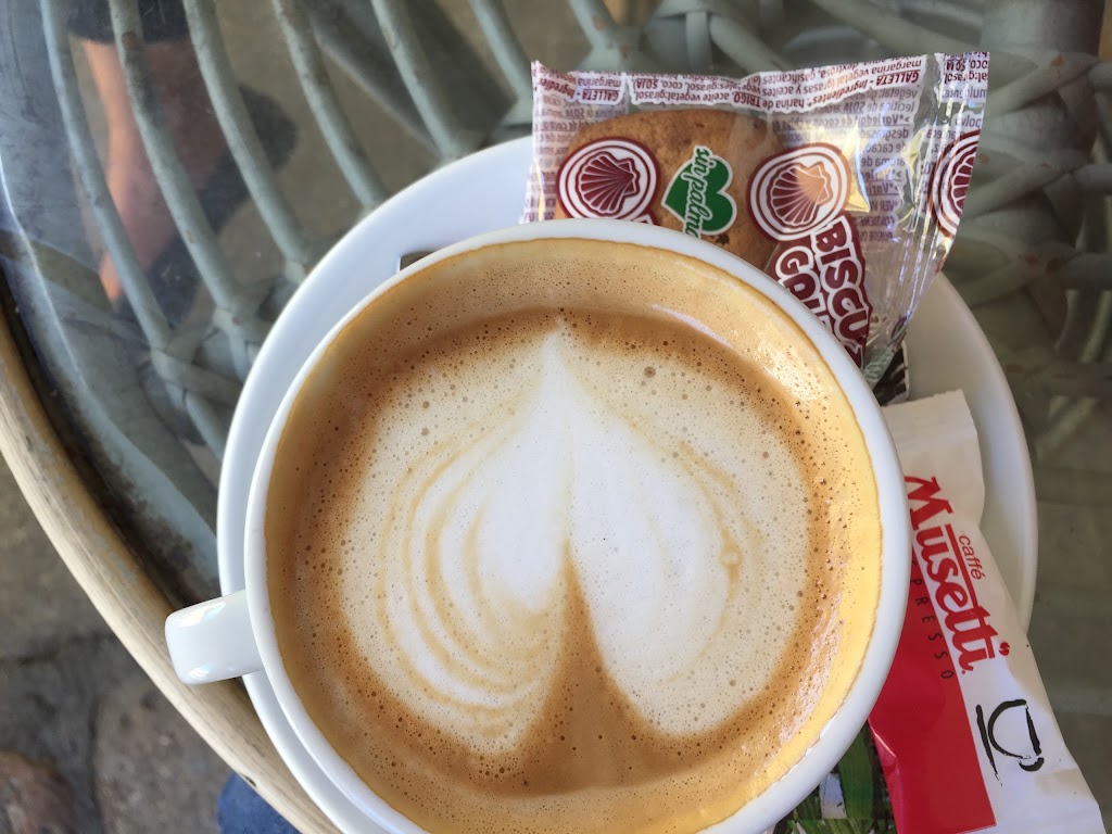 Salon de Cafe Grettel — Capuchino