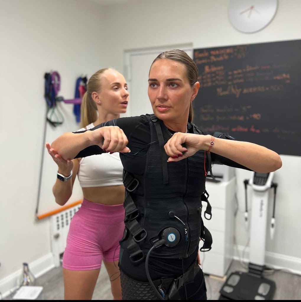 Bodytec EMS Fitness Personal Training Studio