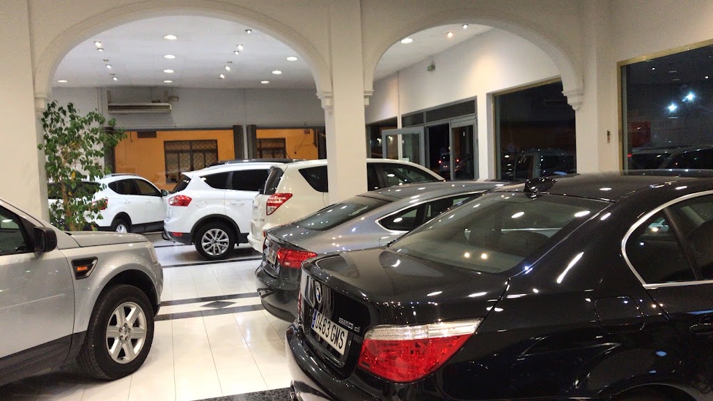 CMG AUTOMOVILES — Interior