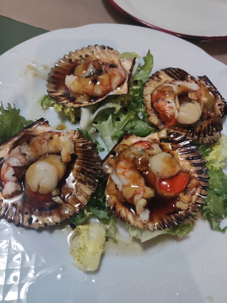 Restaurante Casa Miguela — Comida y bebida