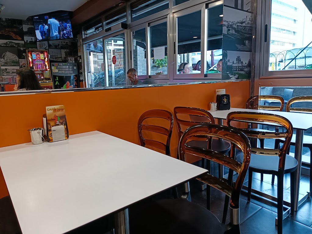 Cafe Bar La Espera (Coia) — Ambiente