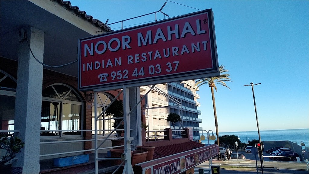 Noor Mahal Indian Restaurant